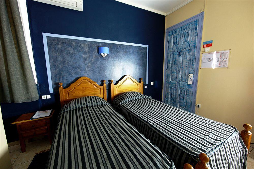Guest House Sao Filipe 파로 외부 사진