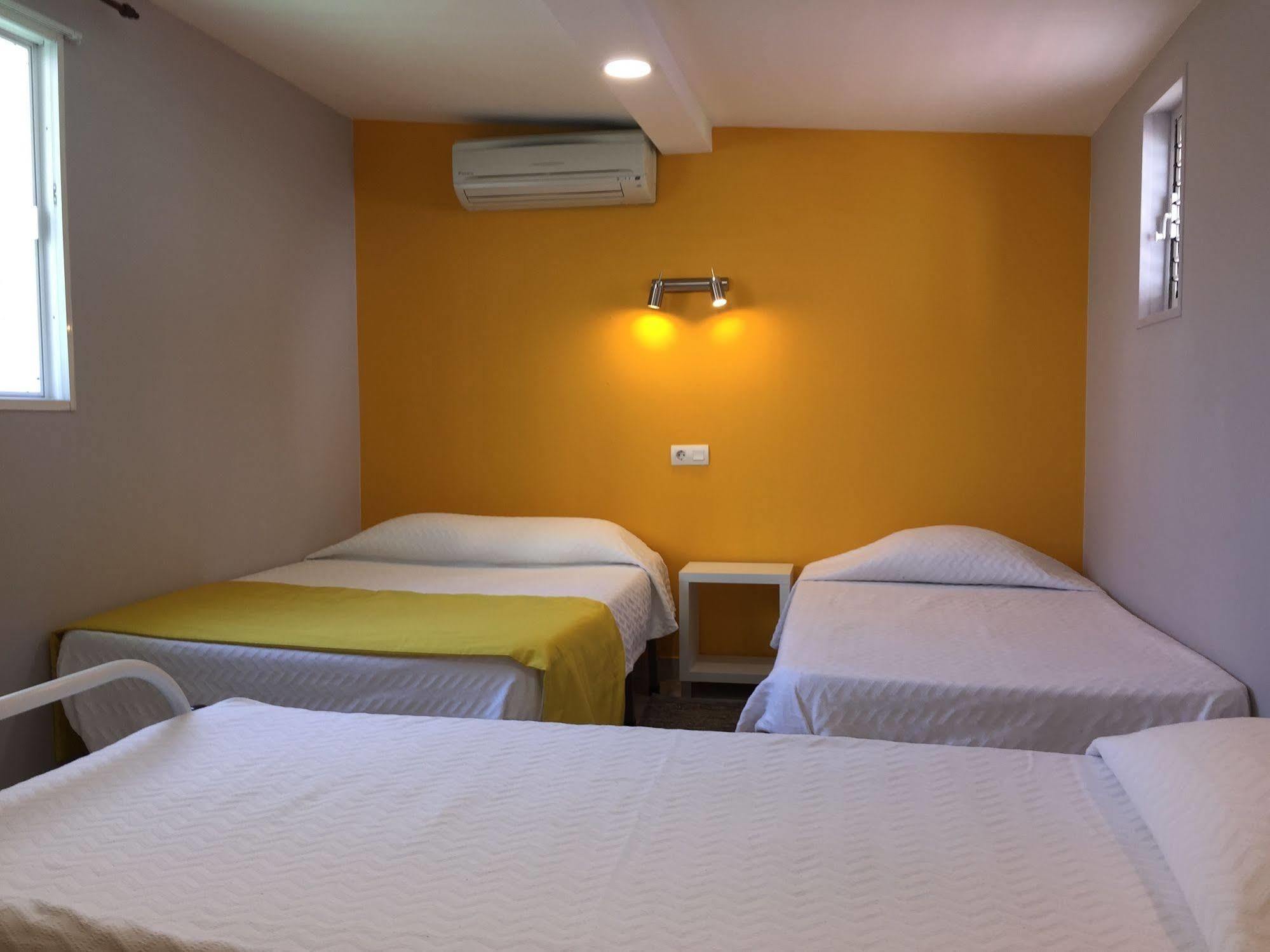 Guest House Sao Filipe 파로 외부 사진