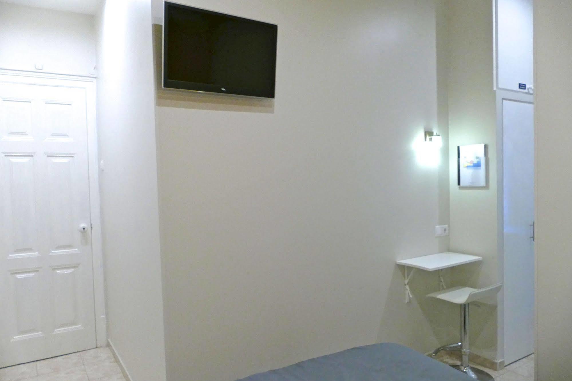 Guest House Sao Filipe 파로 외부 사진